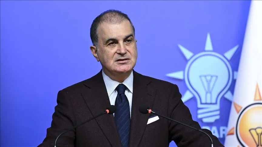AK Parti Sözcüsü Ömer Çelik: “Yasada olmayan şeyler varmış gibi gösterildi”