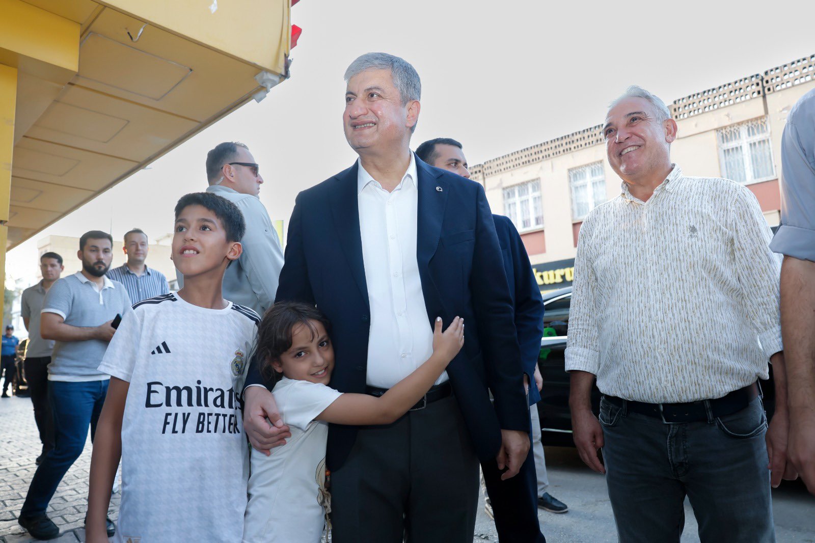 Vali Mustafa Yavuz Yavuzlar Mahallesi’nde esnaf ve vatandaşlarla buluştu