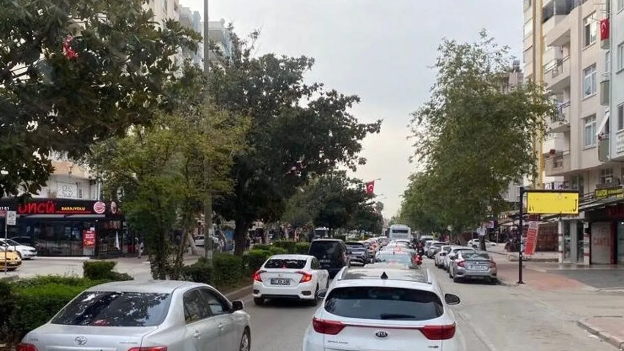 Adana’da araç sayısı 1 milyona yaklaştı