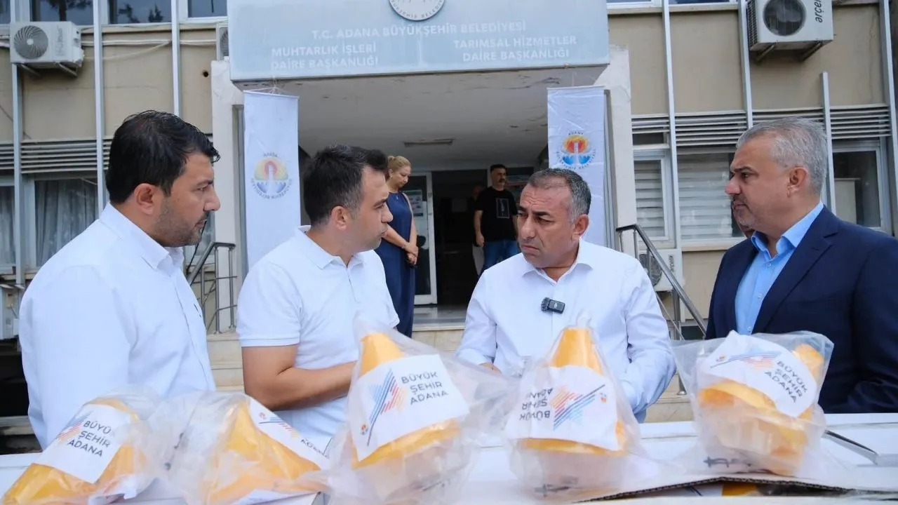 Adana Büyükşehirden Akdeniz Meyve Sineği ile mücadeleye destek