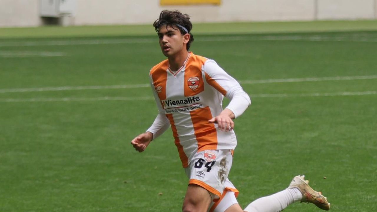 Adanaspor’un genç yıldızı Süper Lig’e transfer oldu