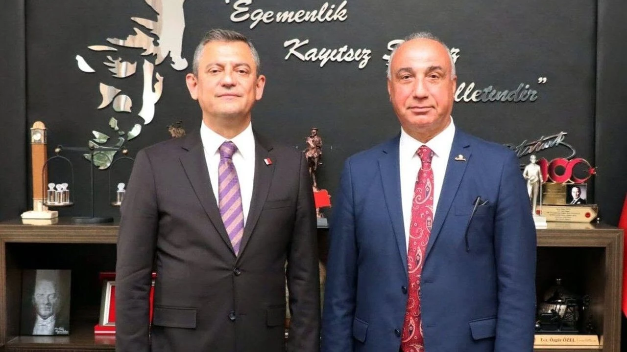 Adanalılar Eğitim Kültür ve Dayanışma Derneği Genel Başkan Yardımcısı Hasan Kütük Yeni Parti’ye katıldı
