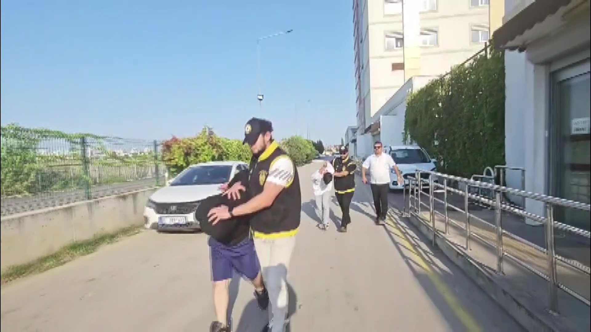 Adana’da evde çıkan bıçaklı kavgada 1 kişi hayatını kaybetti: 2 şüpheli tutuklandı