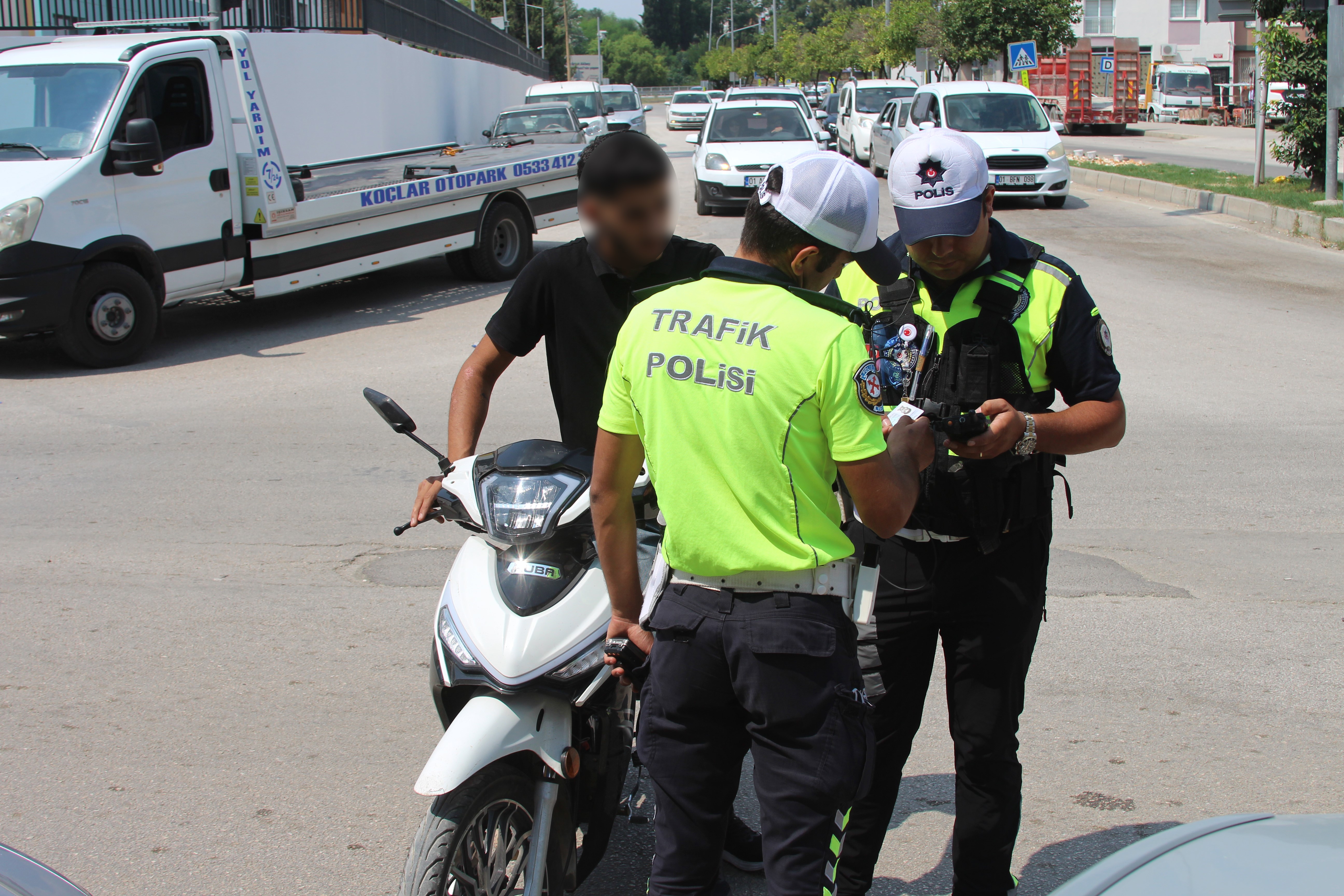 Adana’da motosiklet denetimi: 41 sürücüye 1 milyon 266 bin lira ceza