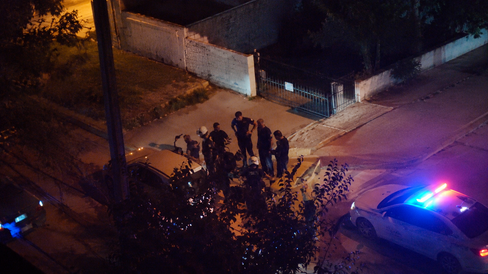 Çukurova’da iş yerine silahlı saldırı: Şüpheli polis takibiyle yakalandı
