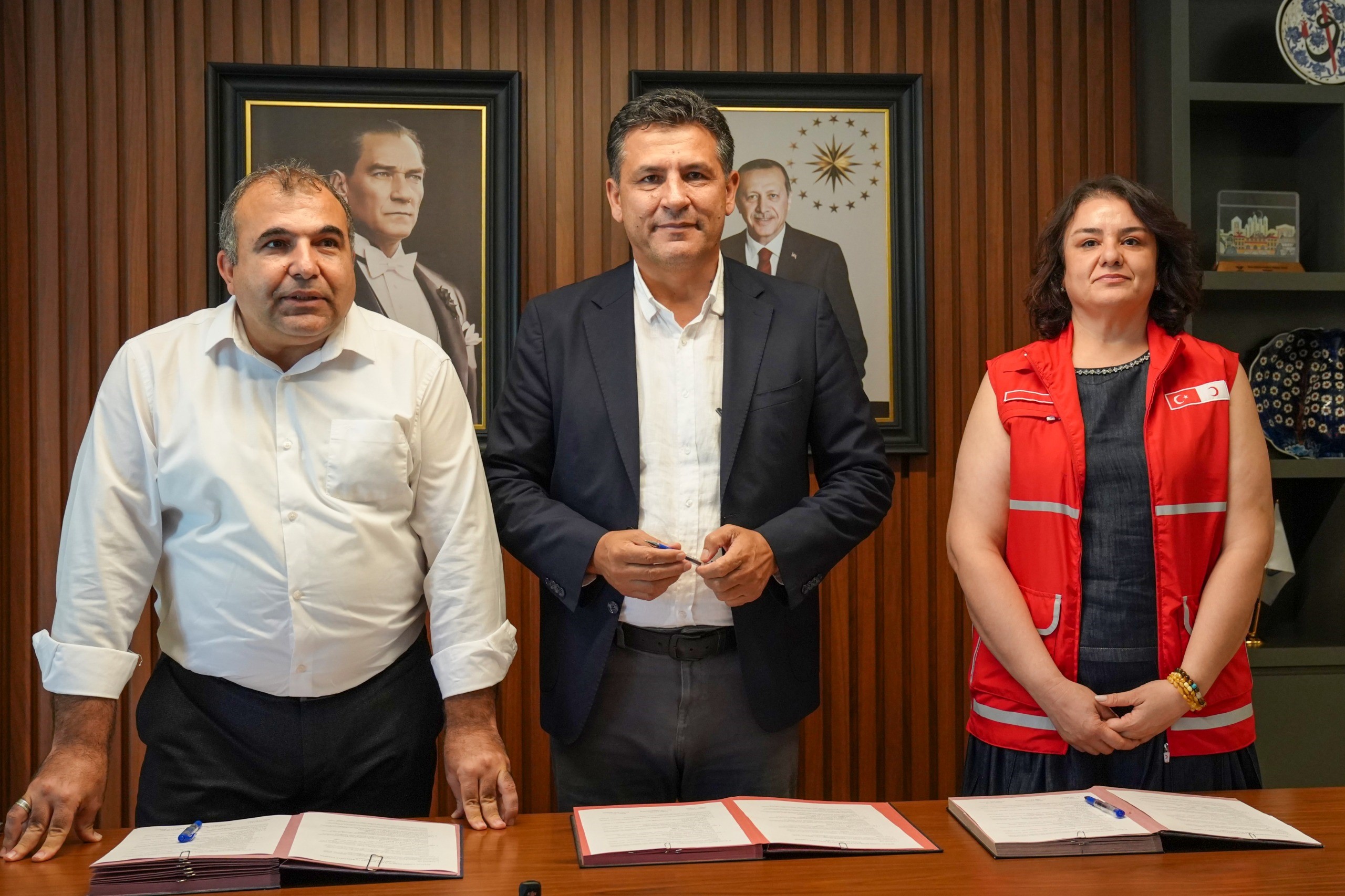 Kozan’da eğitime destek: 500 öğrenciye kırtasiye ve okul kıyafeti verilecek