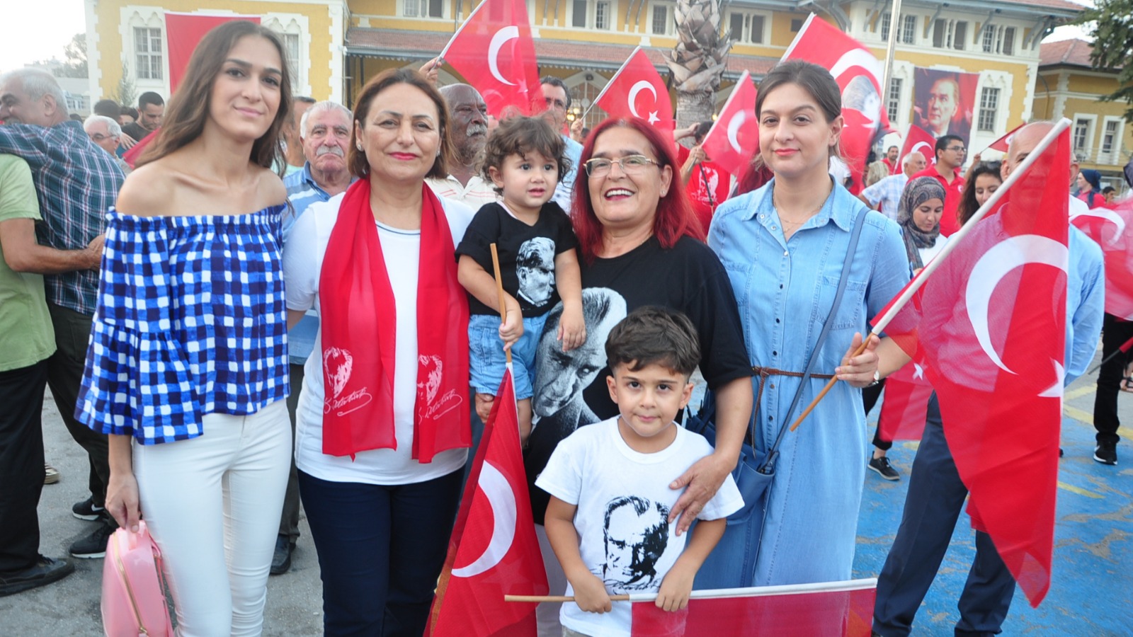 Müzeyyen Şevkin: "30 Ağustos, bağımsızlığın ve özgürlüğün sönmeyen meşalesidir"