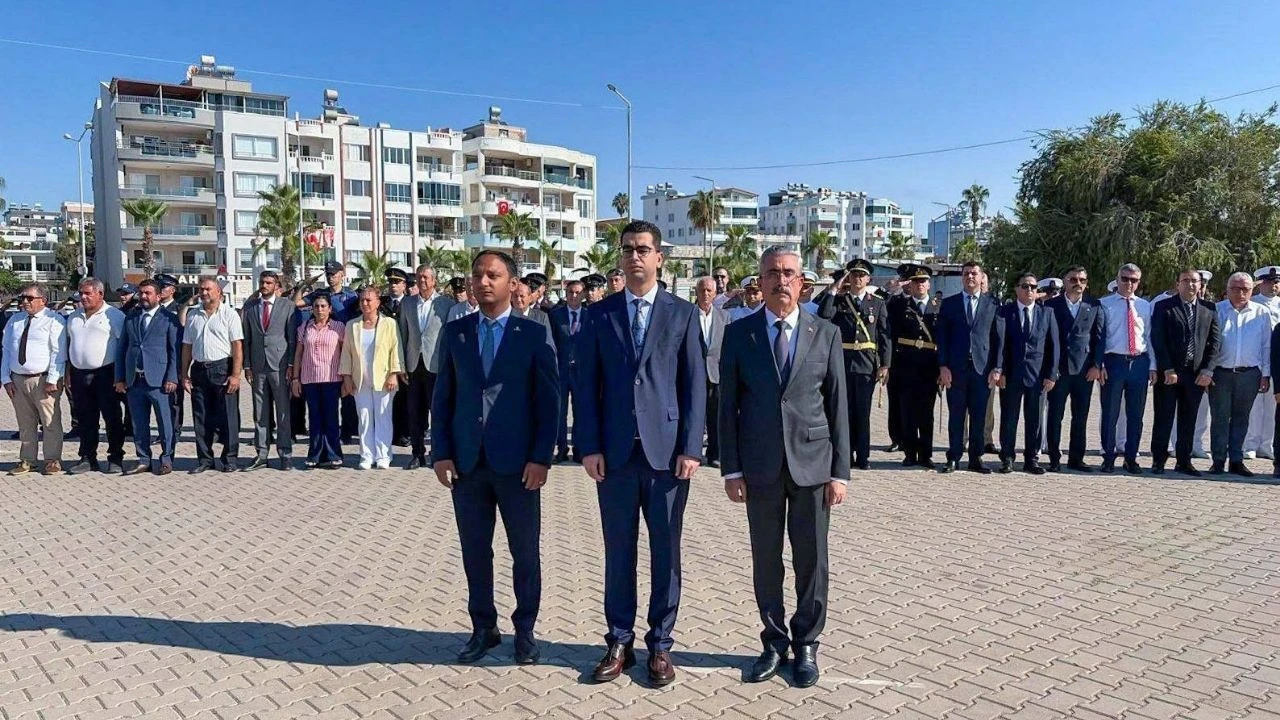 Karataş’ta 30 Ağustos coşkusu: Büyük Zafer’in 104. yılı törenle kutlandı