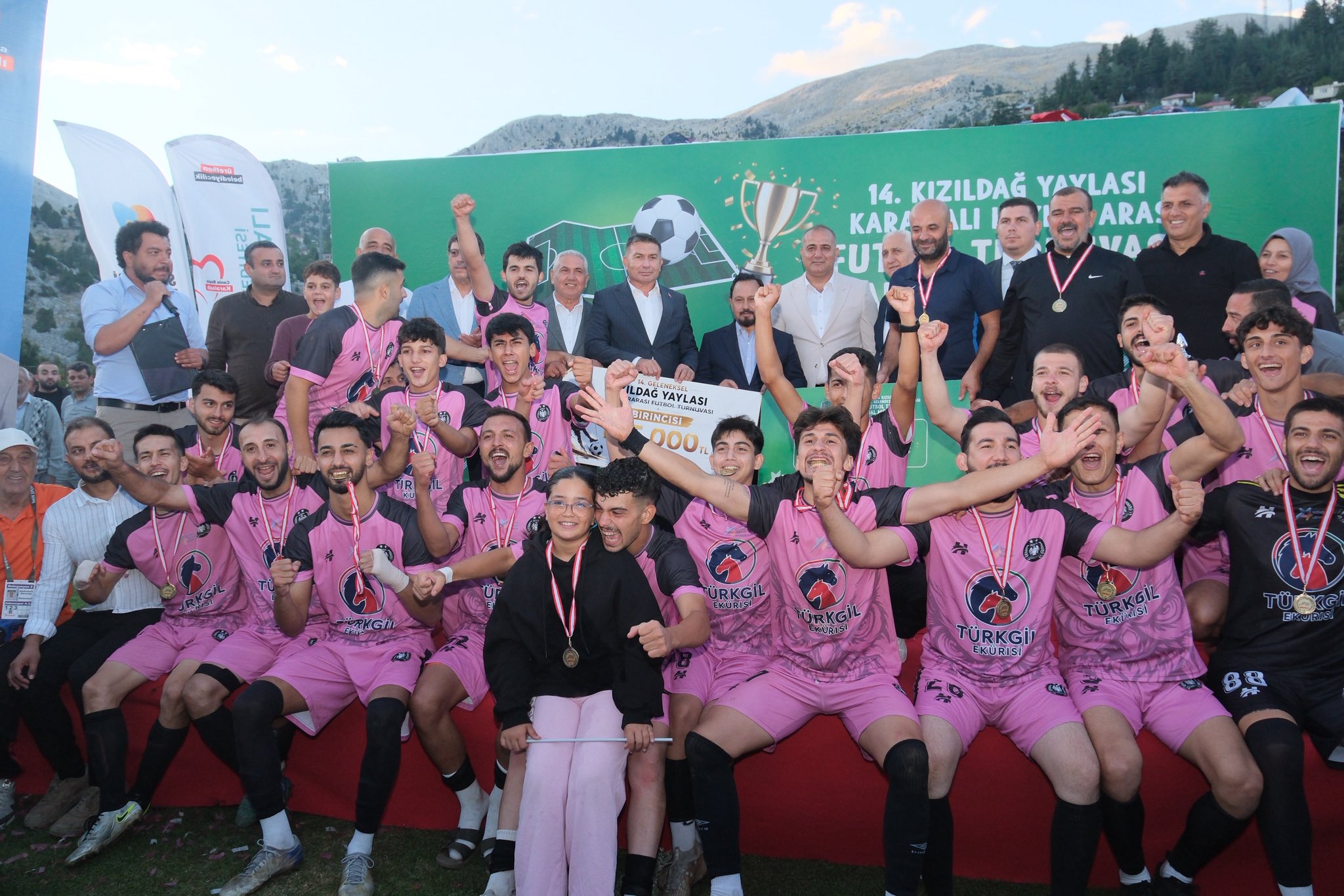 Kızıldağ Yaylası Futbol Turnuvası’nda kupa Gildirlispor’un