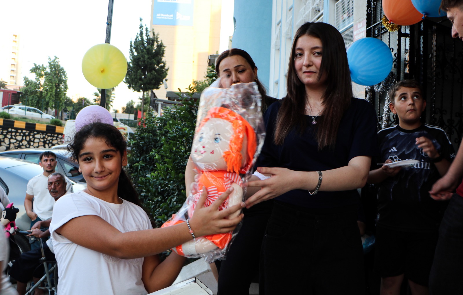 12’nci kattan düşen Ecrin sağlığına kavuştu: Hastanedeki hayalini gerçekleştirdi
