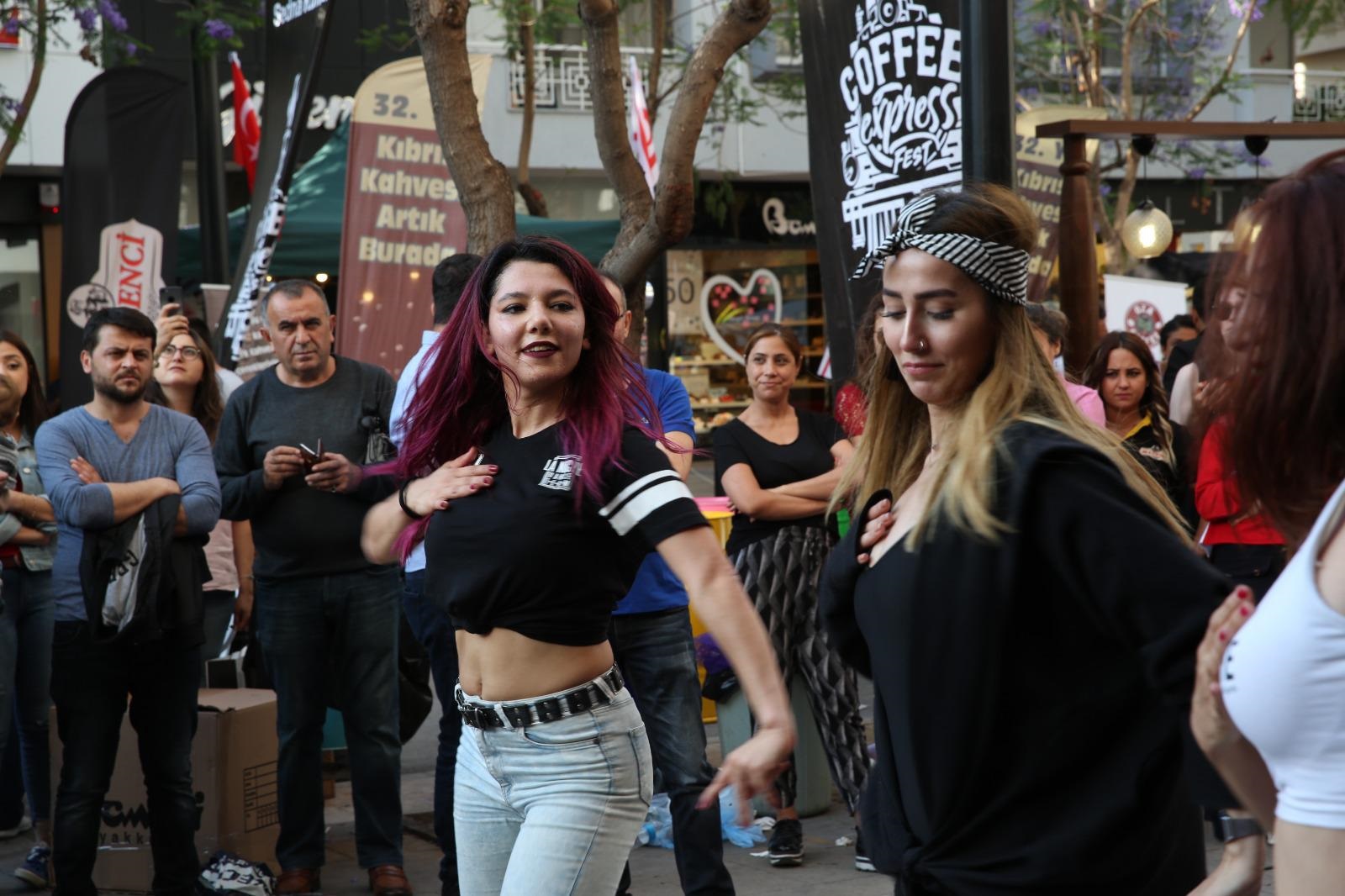 Adana’da kahve tutkunları Atatürk Parkı’nda buluşacak: Coffee Express Fest 22-25 Ekim’de