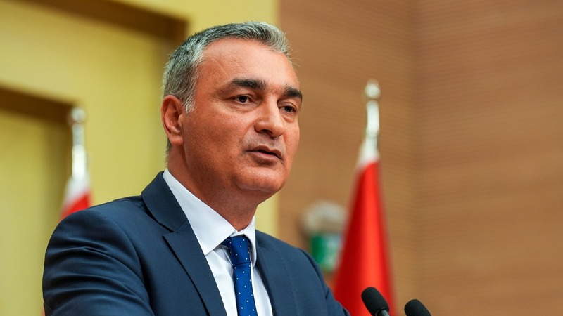 CHP’li Müslim Sarı’dan Yüreğir kararı sonrası açıklama: “Sandıktan çıkan irade yok sayıldı”