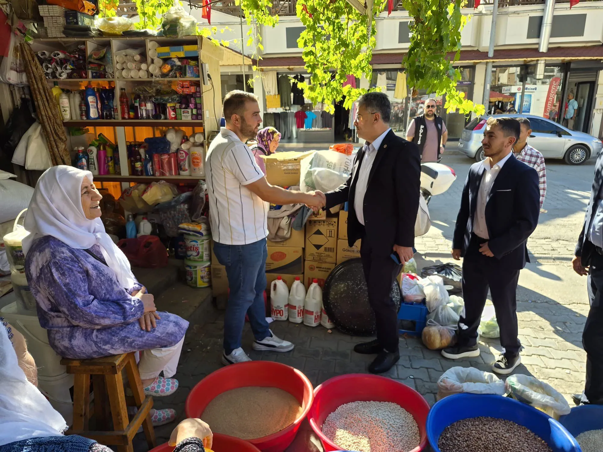 Faruk Aytek’ten Saimbeyli esnafına ziyaret