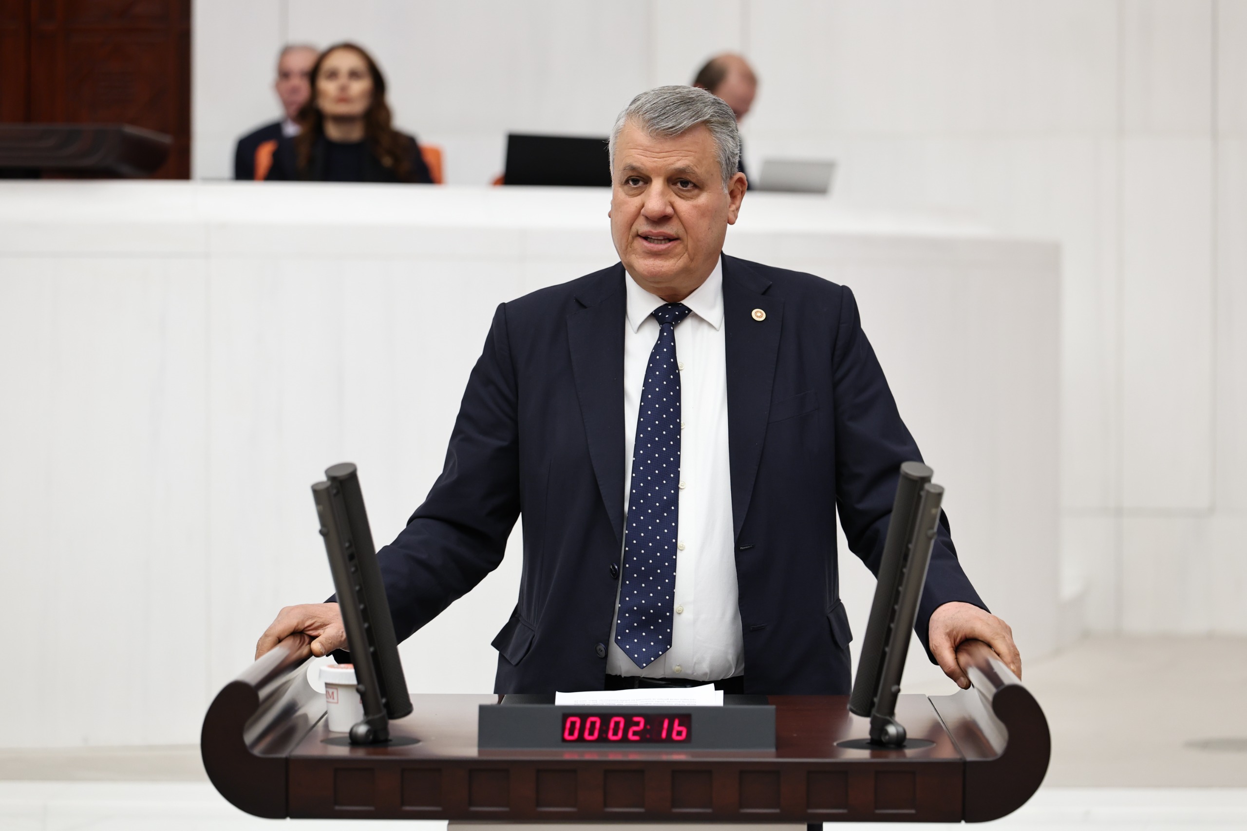 Ayhan Barut’tan iktidara ekonomi ve özelleştirme eleştirisi