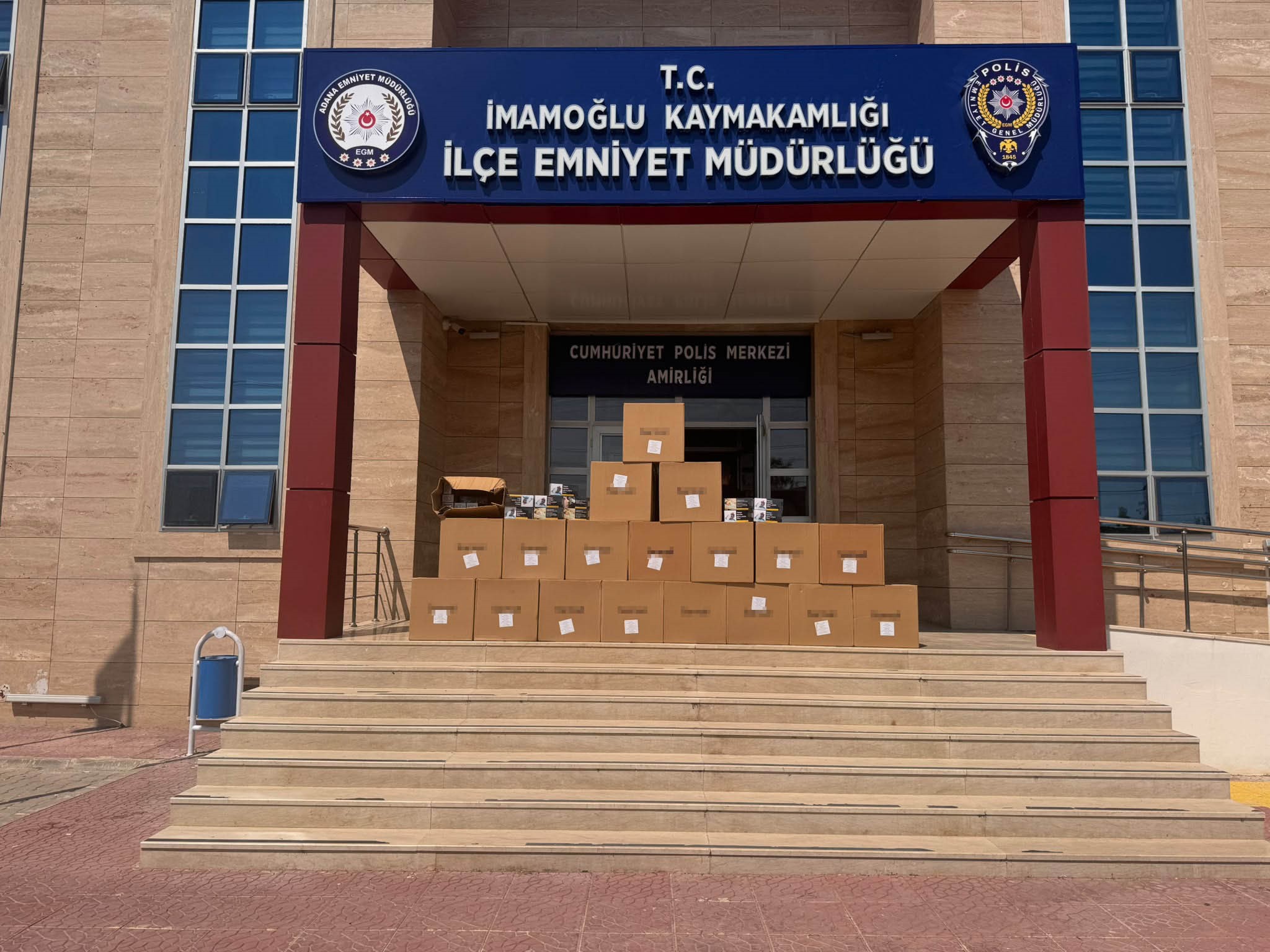 İmamoğlu’nda huzur denetimi: 250 bin makaron ele geçirildi