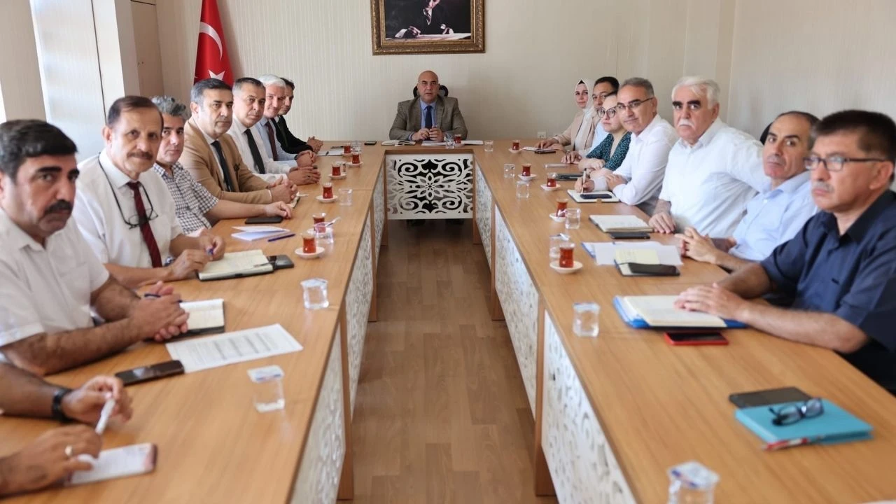 Adana’da yeni eğitim dönemi öncesi yol haritası değerlendirildi