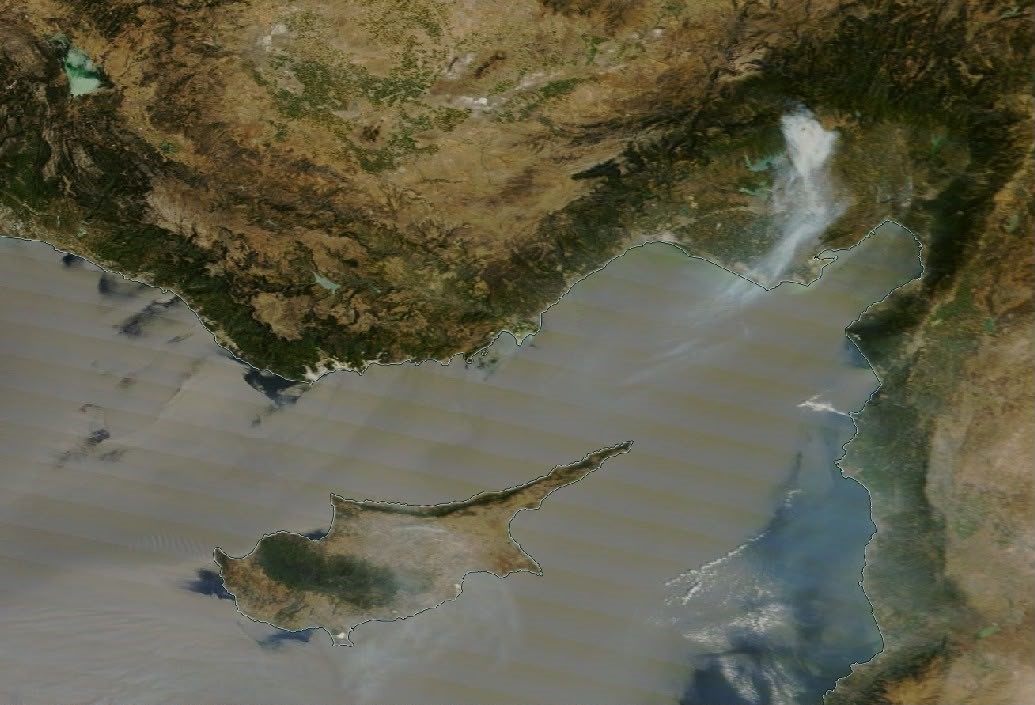 Adana'daki orman yangını uydudan bile görünüyor