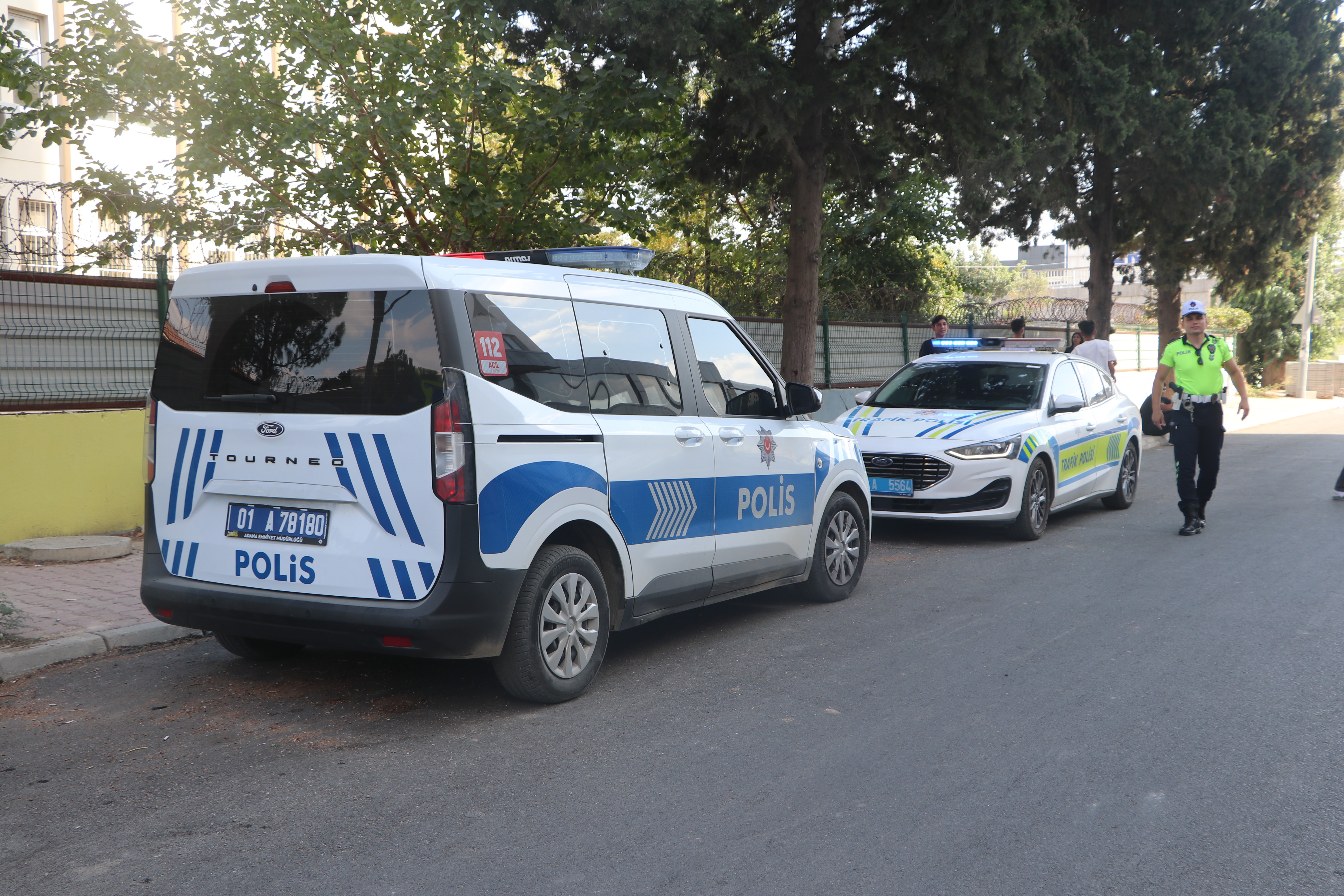 Adana’da okul çevrelerinde güvenlik denetimi