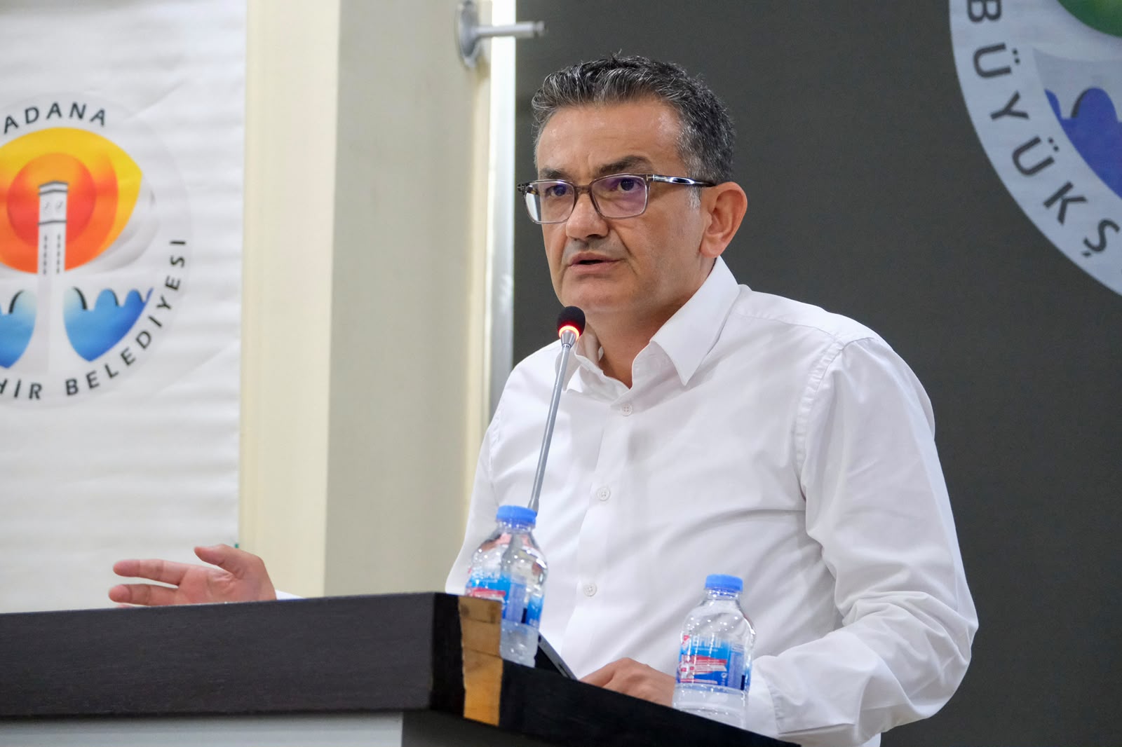 CHP Adana Büyükşehir Belediye Meclisi Grup Başkanvekili Özgür Altıok: "Yeni Parti’de bir aday için oy istediğim iddiası asılsız"