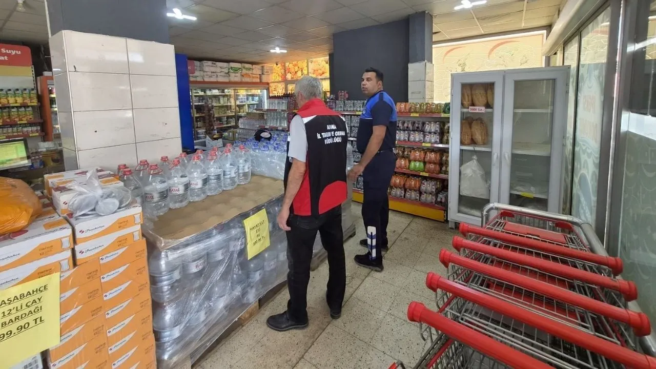 Kozan’da gıda satış noktalarına ortak denetim