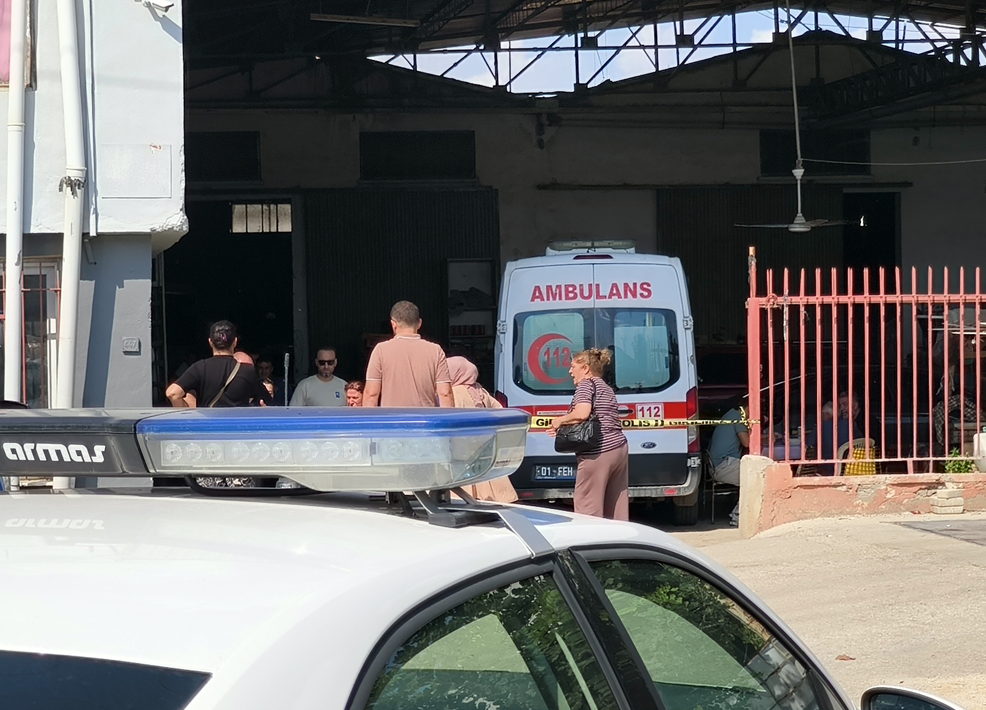 Adana’da ofisinde silahla vurulmuş halde bulunan iş yeri sahibi hayatını kaybetti