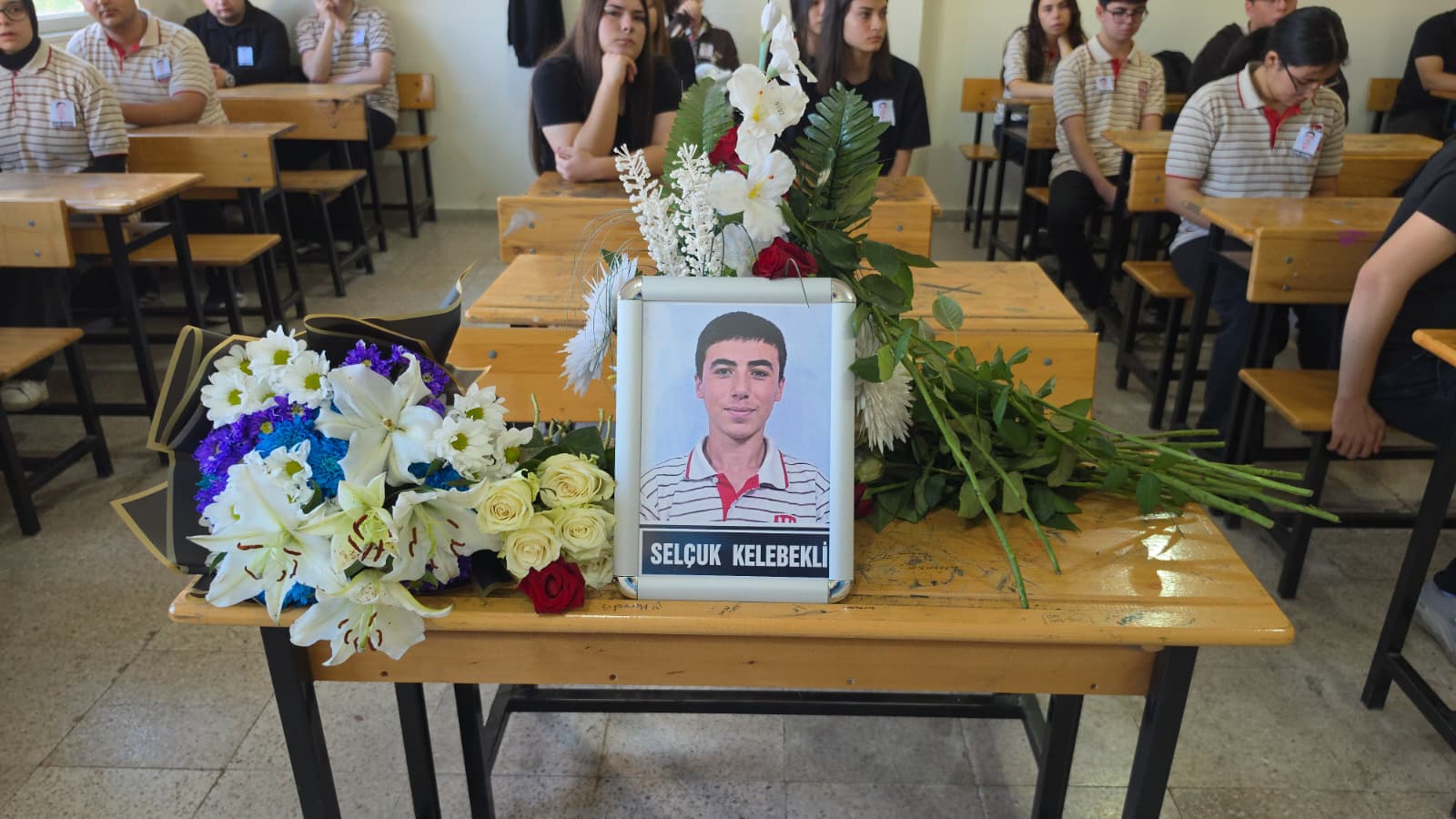 Kozan'da motosiklet kazasında hayatını kaybeden 17 yaşındaki Selçuk, okulunda dualarla anıldı