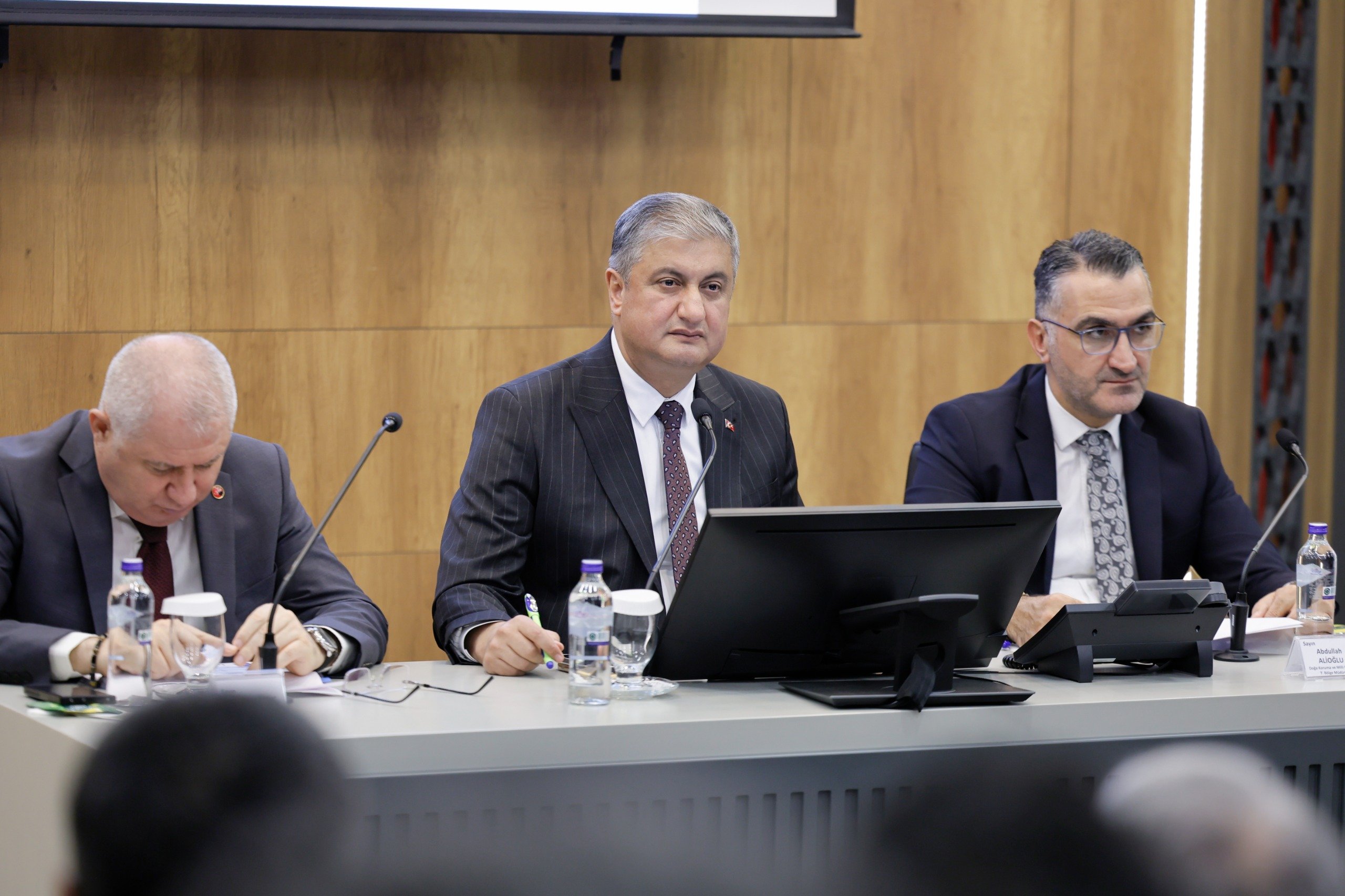 Adana’da sahipsiz hayvanlar için yeni dönem: Barınak standartları yükseltilecek