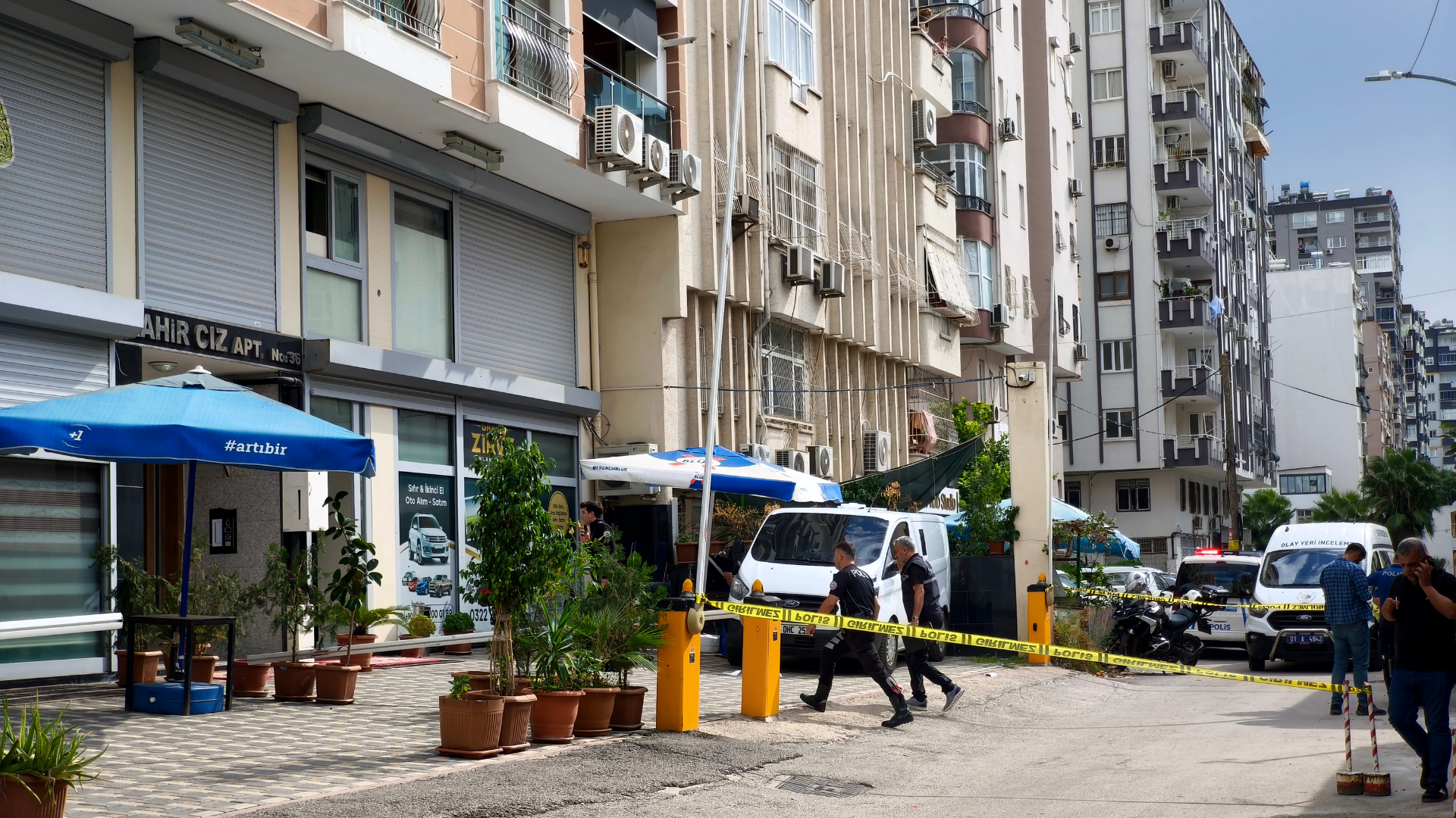 Adana’da öldürülen kuyumcu Zahir Cız’ın katil zanlısı yurt dışına çıkarken yakalandı
