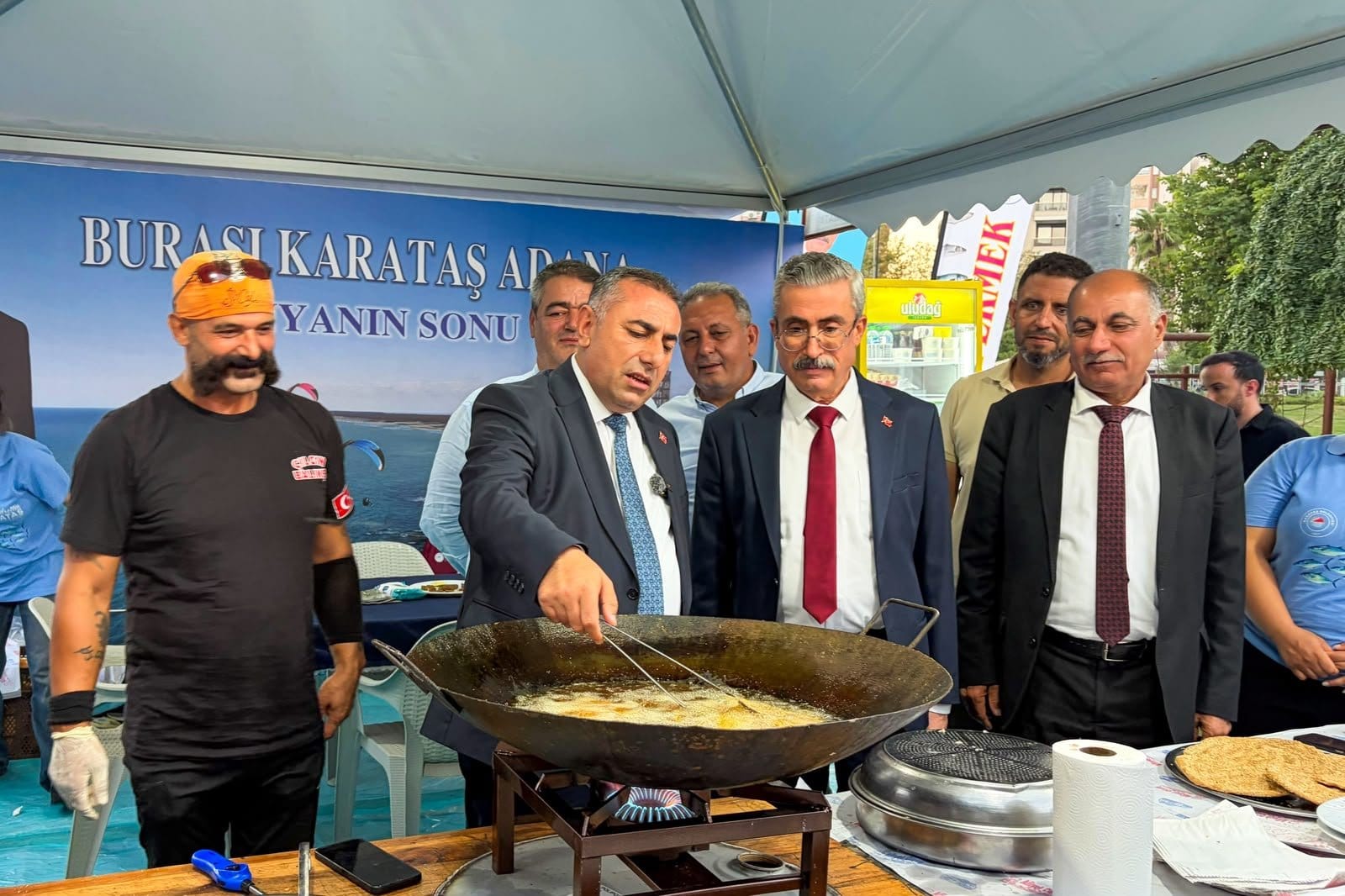 Karataş’ın deniz ürünleri Adana Lezzet Festivali’nde tanıtıldı