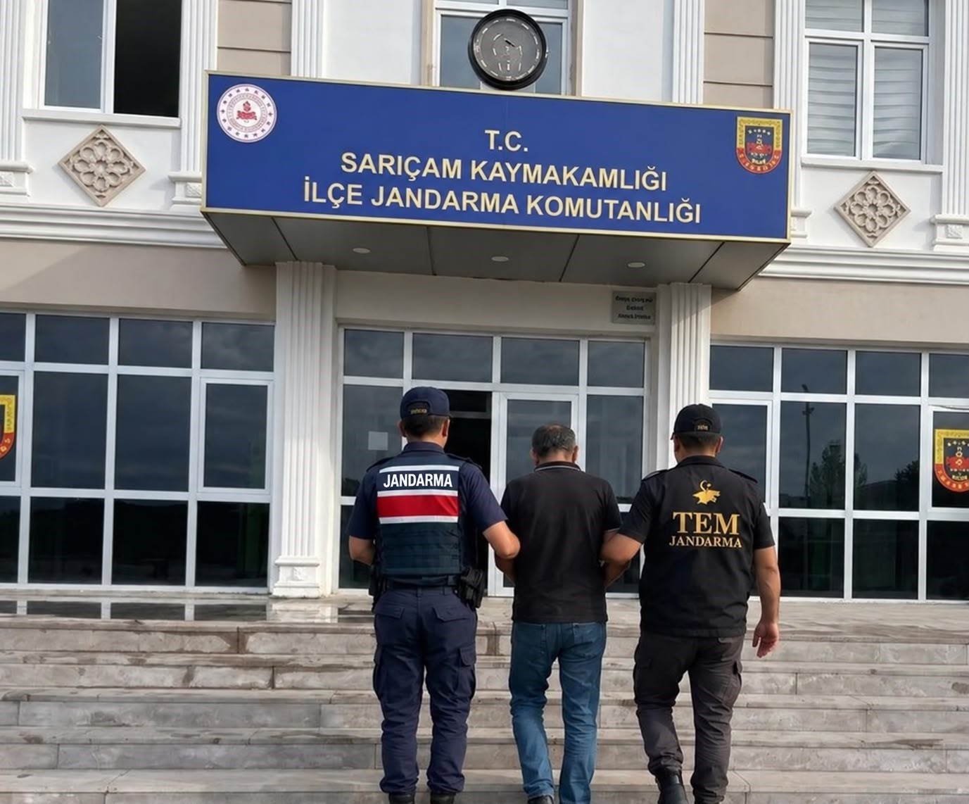 Adana’da DEAŞ üyeliğinden aranan şüpheli yakalandı