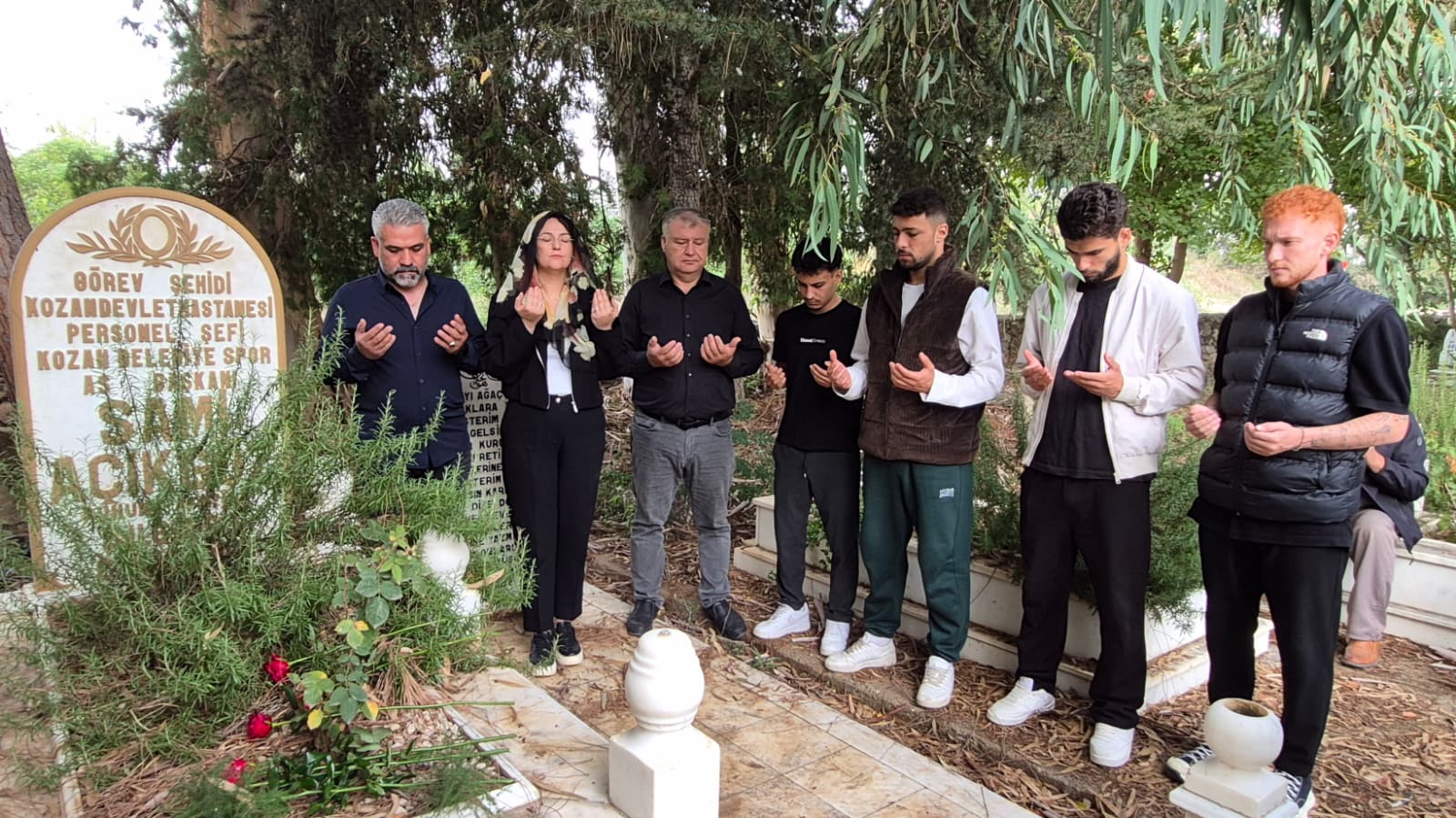 Kozanspor’un efsane başkanı Sami Açıkgöz mezarı başında anıldı