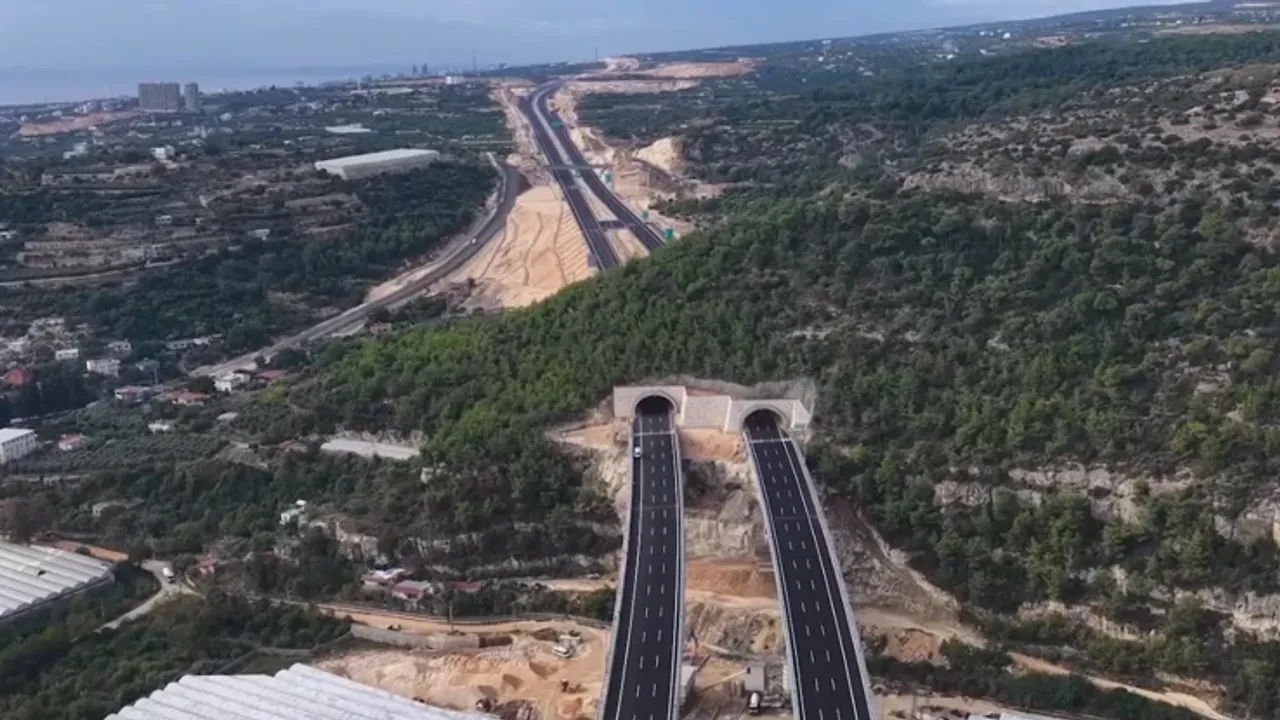 Adana’dan Mersin’e ulaşımı rahatlatacak Çeşmeli–Kızkalesi Otoyolu açılıyor