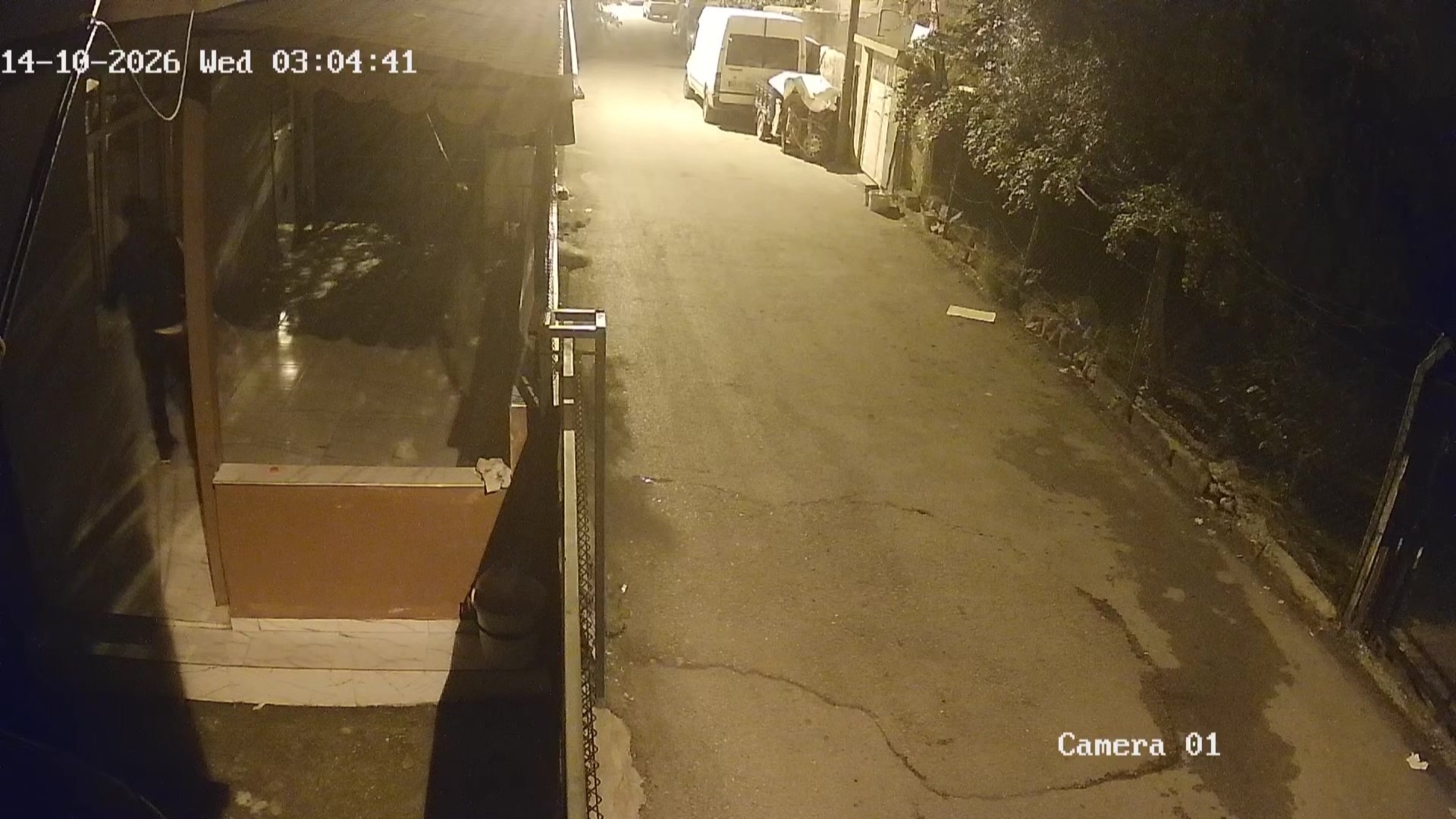 Penseyle kapı kilidini kırıp eve girdi; "Kendi evim zannettim" dedi