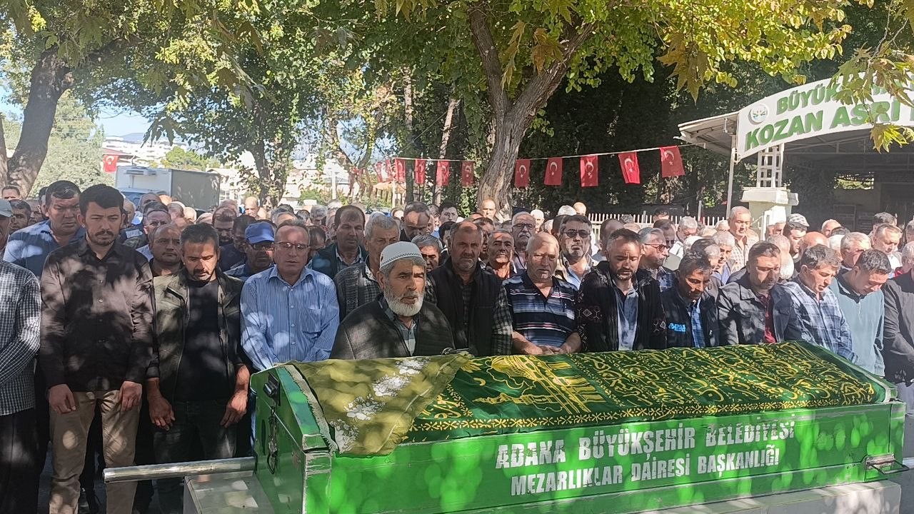 Ailesinin yanında öldürülen Sevda Dinler son yolculuğuna uğurlandı