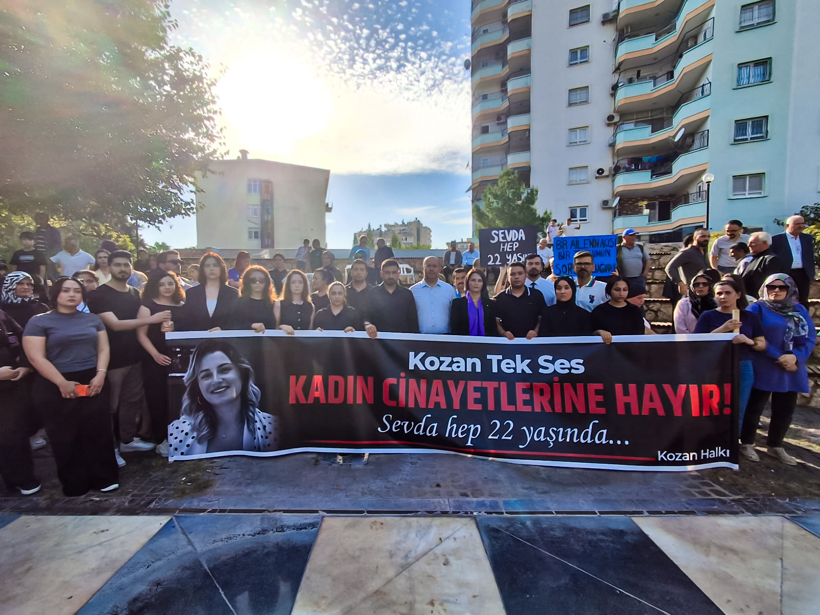 Adana Barosu'ndan kadın cinayetlerine tepki