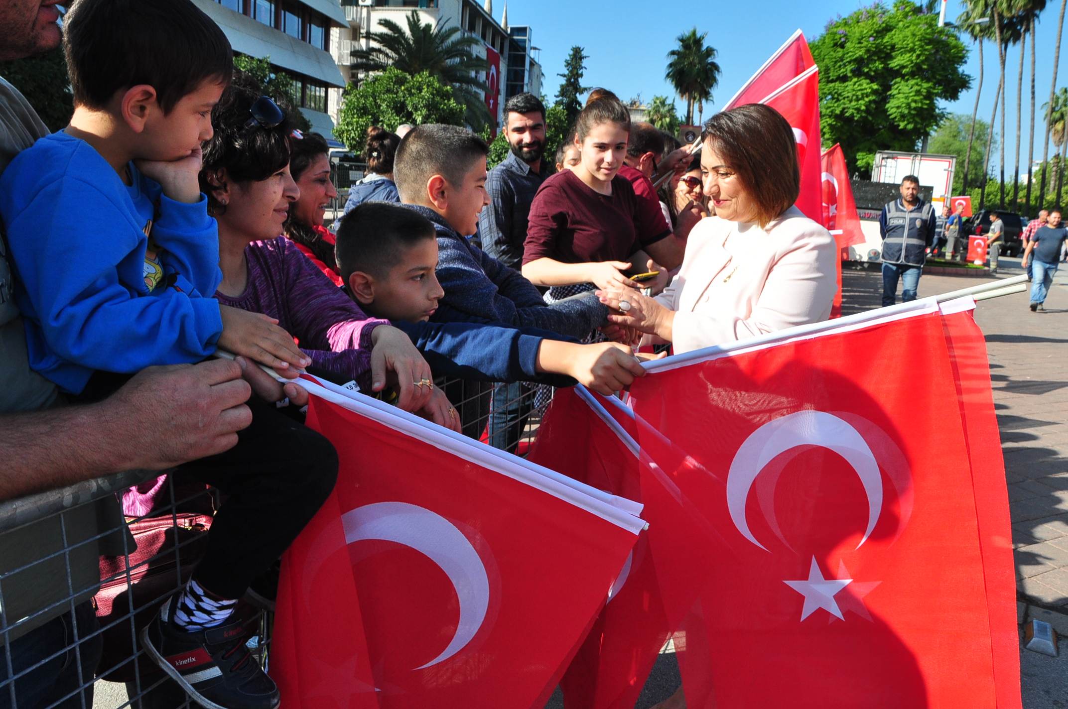 Müzeyyen Şevkin: "Cumhuriyet, aydınlanmanın ve özgürlüğün en güçlü güvencesidir"