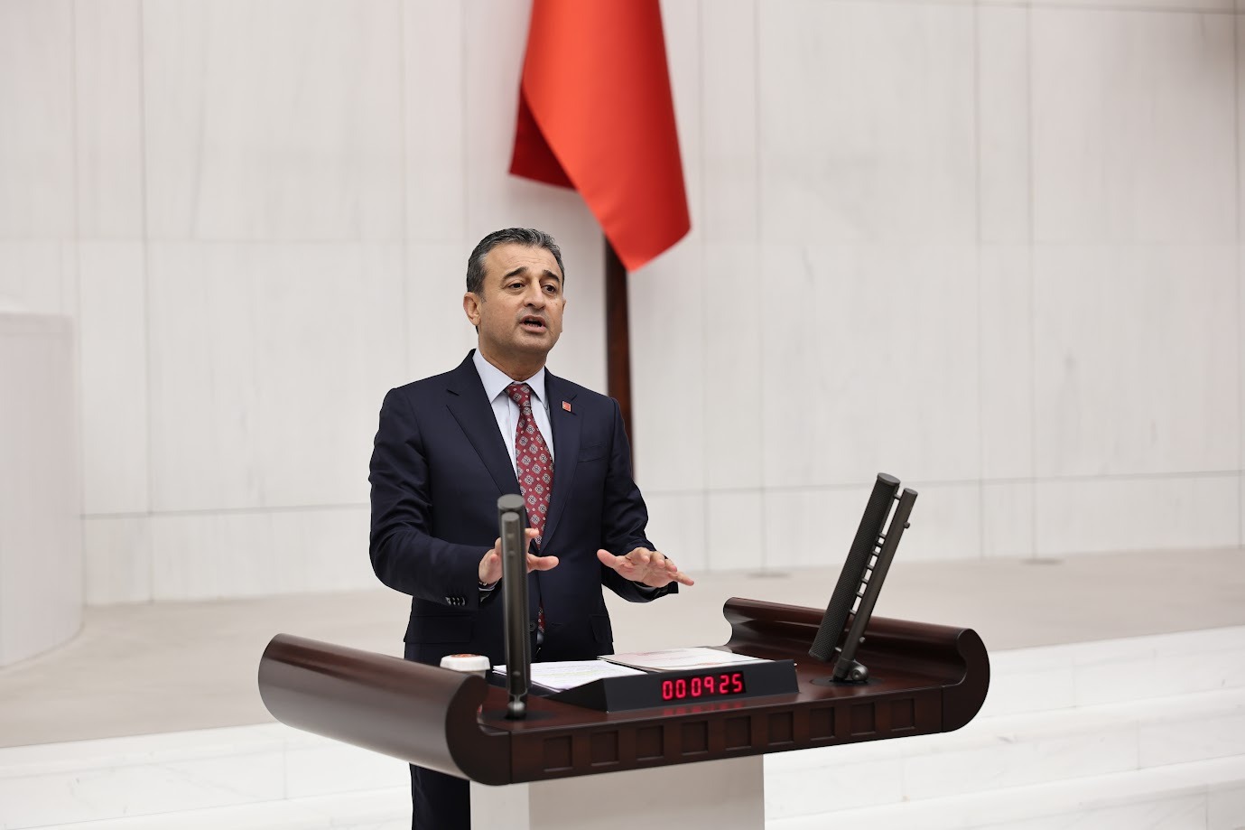 Burhanettin Bulut’tan Çukurova’daki seçime tepki: “Halkın iradesi pazarlık konusu yapılamaz”