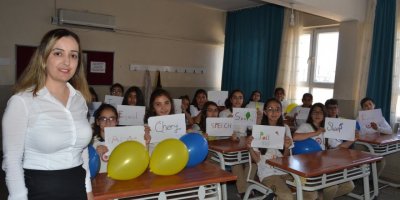 İngilizce Kelimeleri Resme Çevirerek Öğreniyorlar