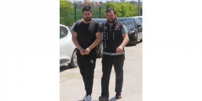 Uyuşturucu sattığı iddiasıyla gözaltına alınan şüpheli: "Müzisyenim, saksafon çalıyorum"