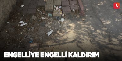 Engelliye engelli kaldırım