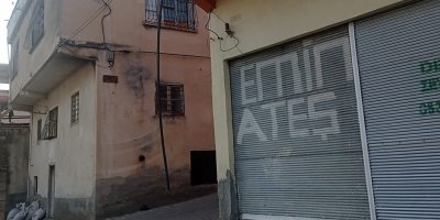 Adana’da iletişim kablolarını kesip çaldılar