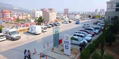 Kozan’da hastane çevresindeki park sorunu çözüldü