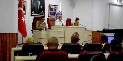 Seyhan’da eğitim yardımı artırıldı