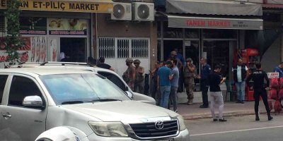 Adana’da hareketli dakikalar...İki kayınbiraderini vurup birinin eşini rehin alan zanlı ikna edildi