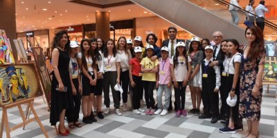 Suluca ortaokulundan resim sergisi