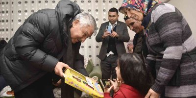 Başkan Karalar, Karataş’ın köylerinde halkla buluştu