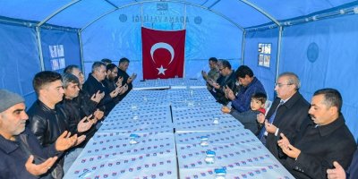 Otobüs kazası şehitleri dualarla yad edildi