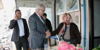 Yusuf Kanlı'dan Karataş'ta esnaf ziyareti