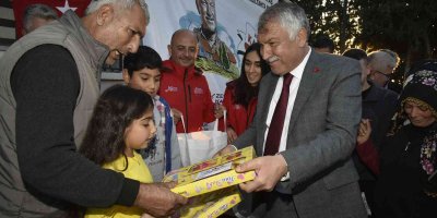 Başkan Karalar, Karataş’ta vatandaşlarla bir araya geldi