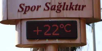 Adana’da termometreler 22 dereceyi gösterdi